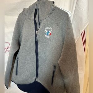 Women’s stretch fleece soft to touch 

New with tag